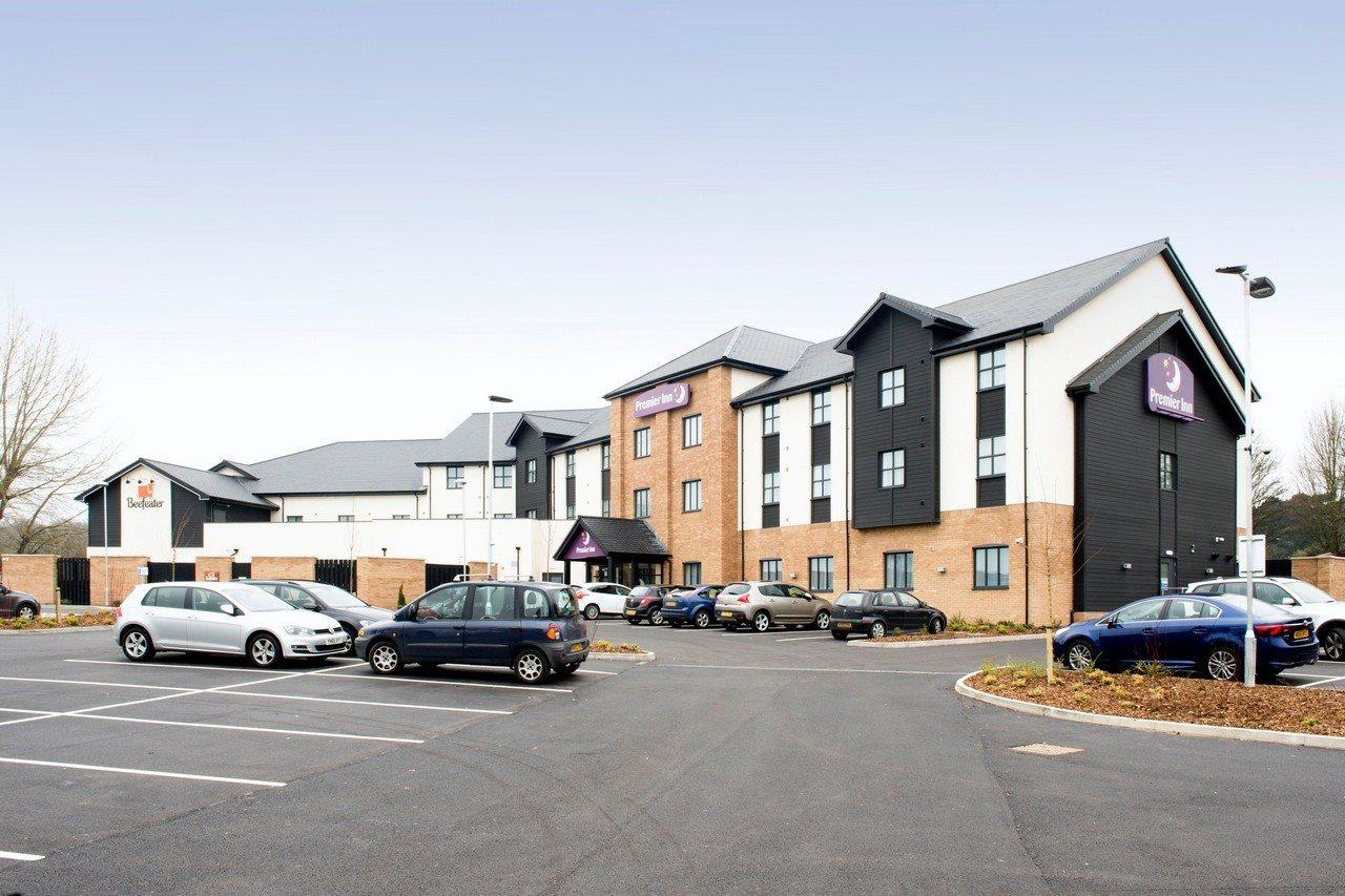 Premier Inn Уеър Екстериор снимка