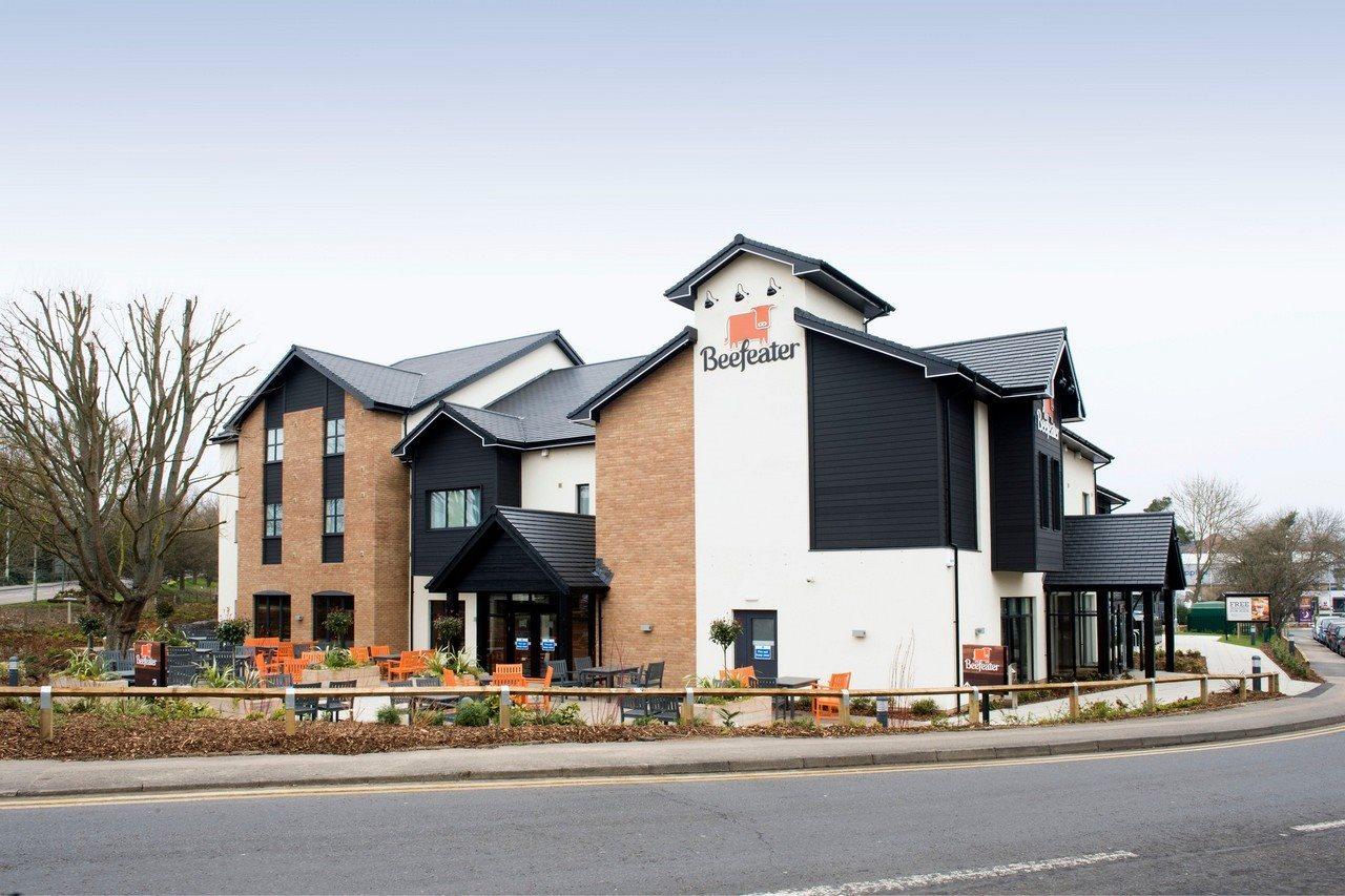 Premier Inn Уеър Екстериор снимка